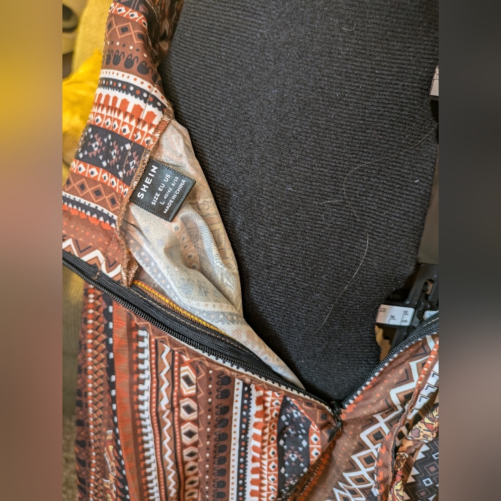 SHEIN Rust, Cream & Black Boho Wrap Maxi Dress - Picture 12 of 13
